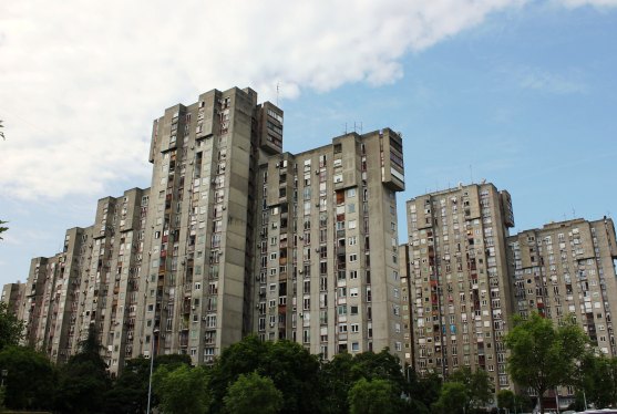 Neki naslov 1